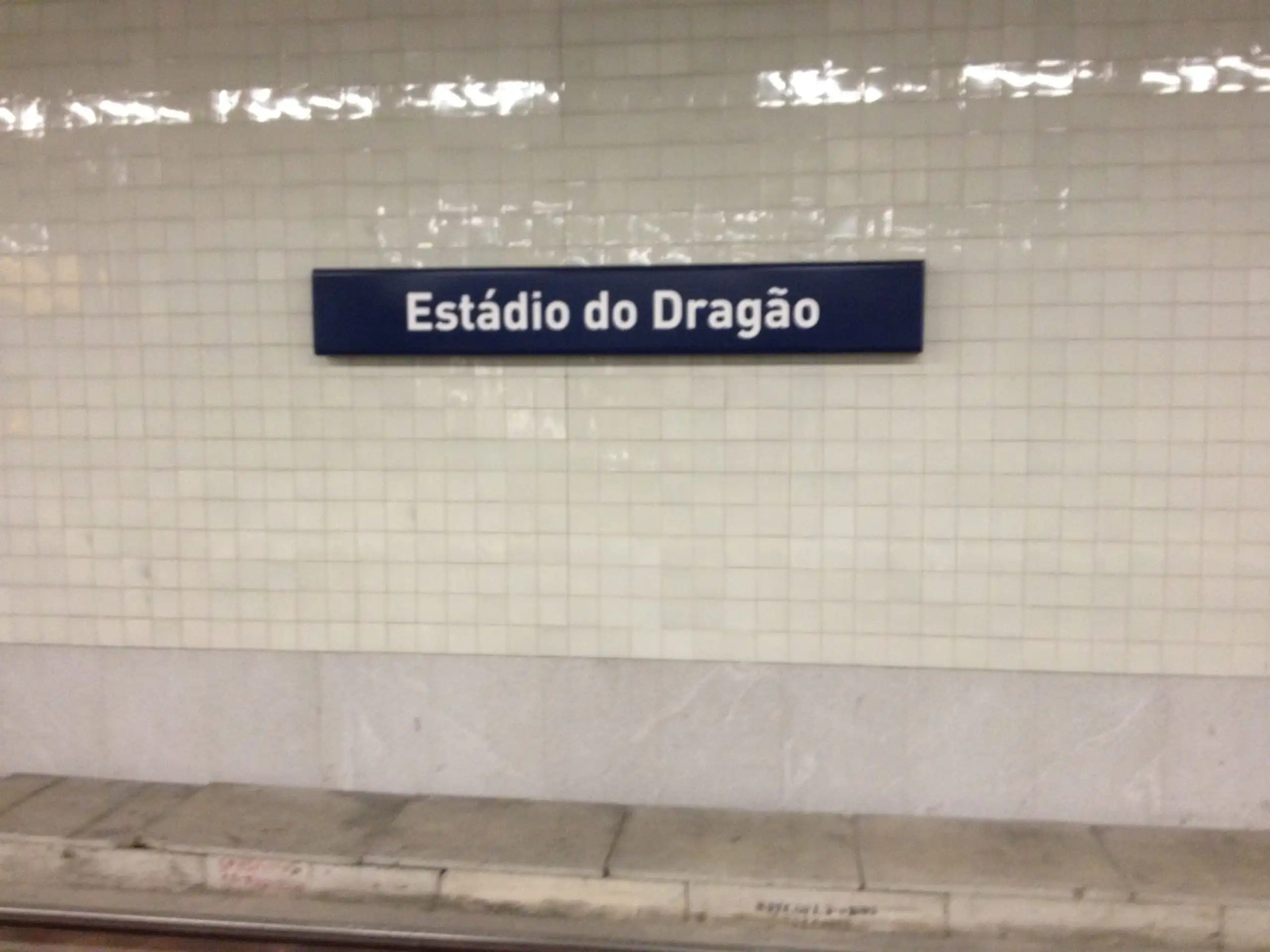 Estadio do Dragao metro station platform sign on the Porto metro